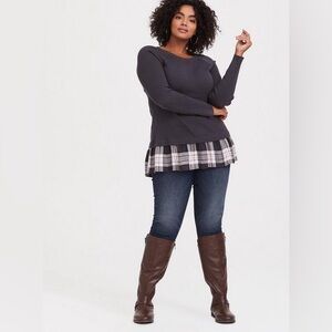 Torrid 2x long sleeve rayon brown top….
